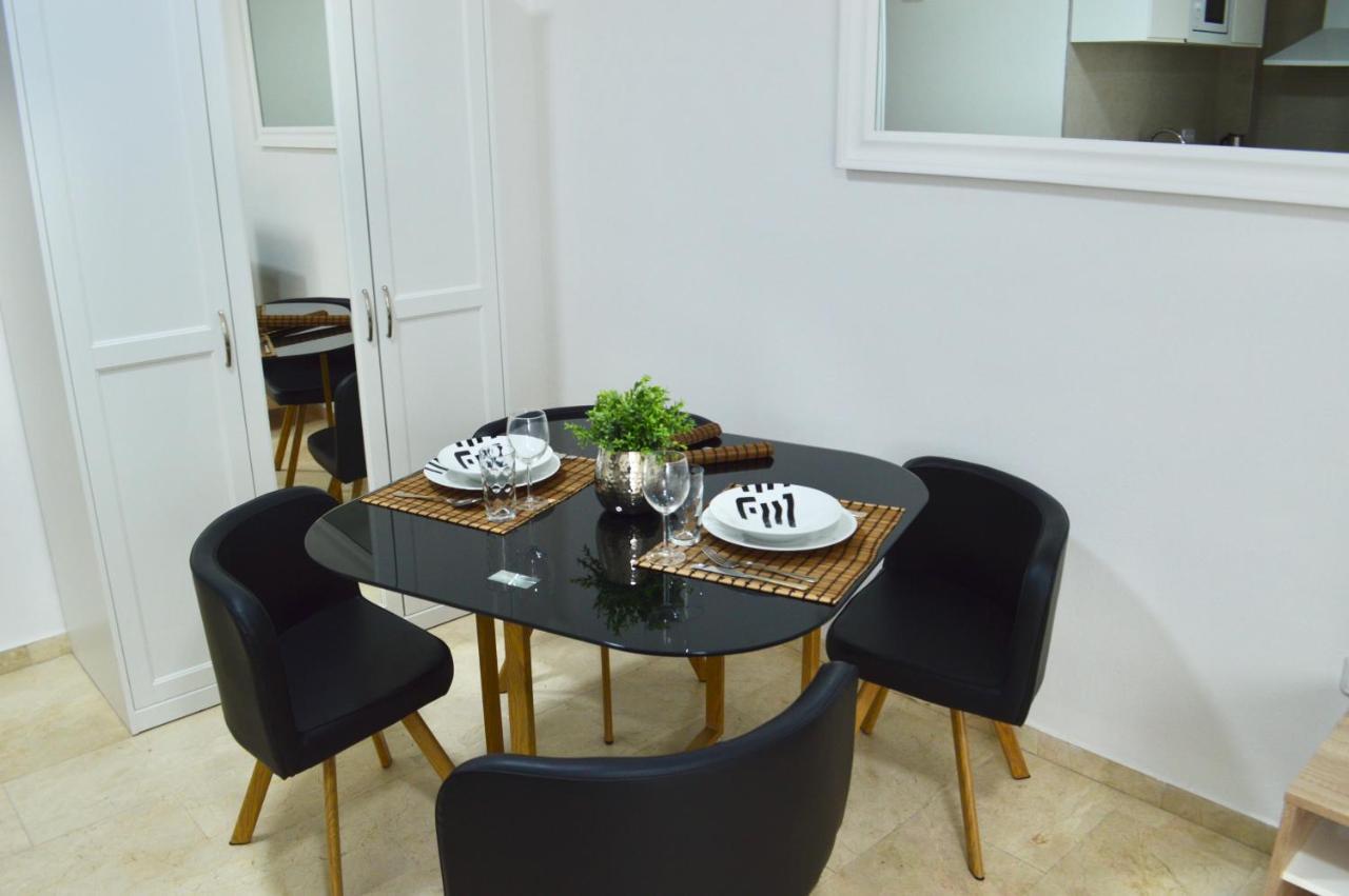 Apartamento Adriana. Centrico, A 50M De La Playa. Fuengirola Dış mekan fotoğraf